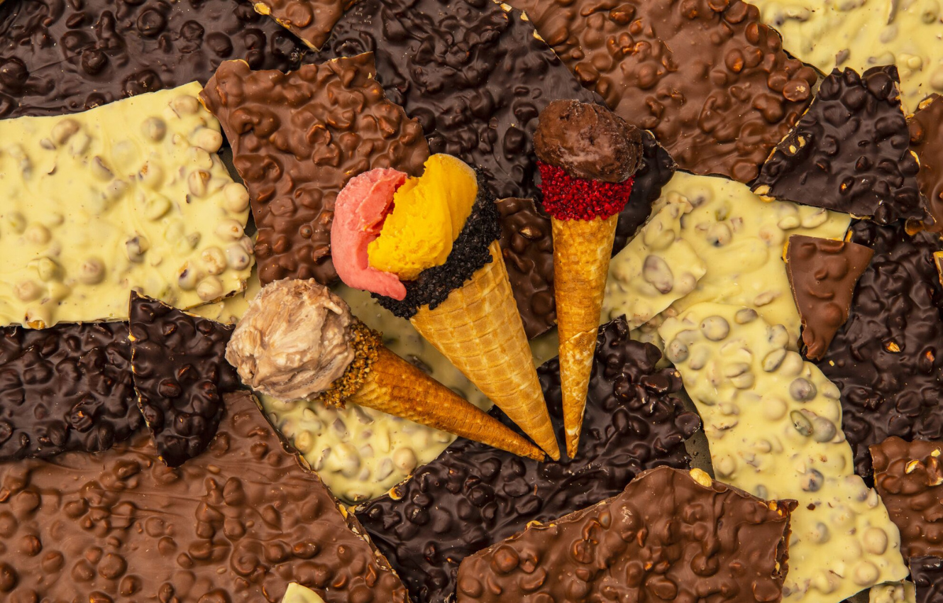 HOW MANY TYPES OF CHOCOLATE EXIST?  DISCOVER THEM ALL
