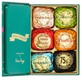 MINI BOOK ANNA HIGGIE RED CHOCOVIAR CHOCOLATES 119 g